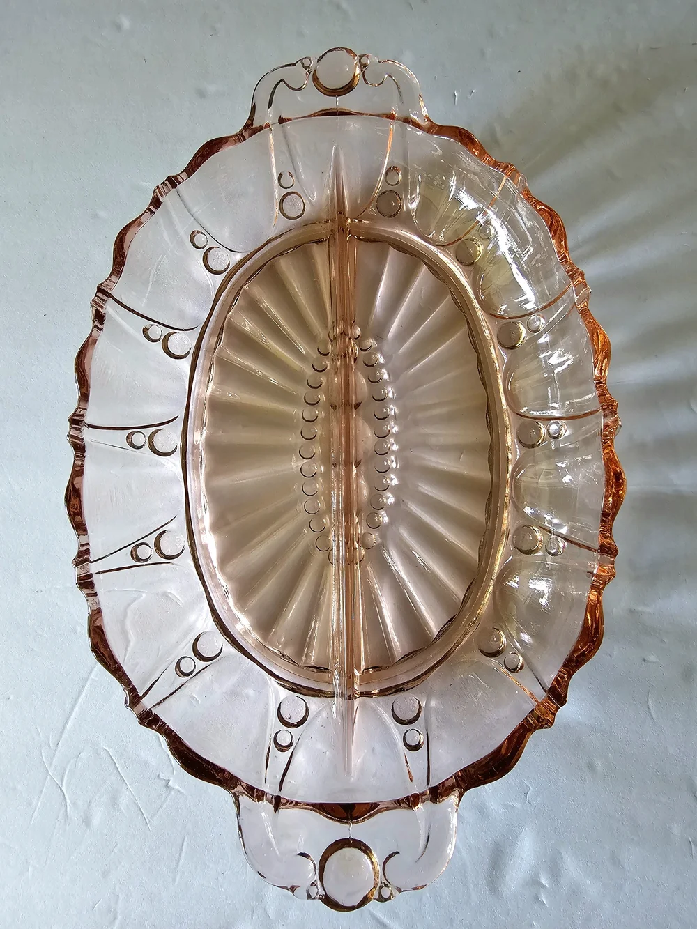 Vintage 1930's Anchor Hocking Relish Dish Depression Glass "Oyster & Pearl" - Picture 1 of 9
